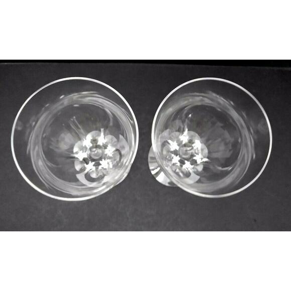 Seneca Lafayette Set of 2 Wine Glasses - Picture 4 of 7